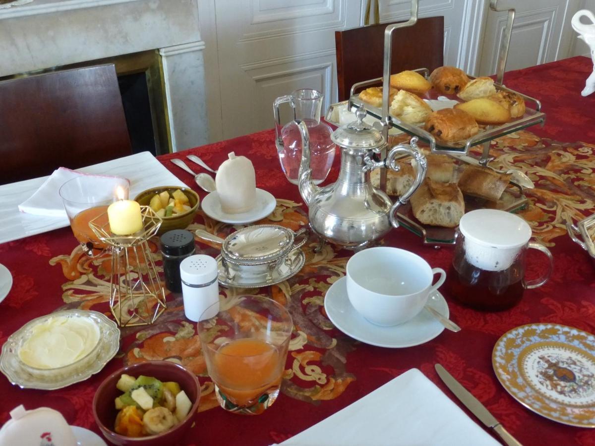 La Guylhostiere Chambre D'Hotes, 4 Epis Gites De France, Demeure De Caractere Lyon Eksteriør billede